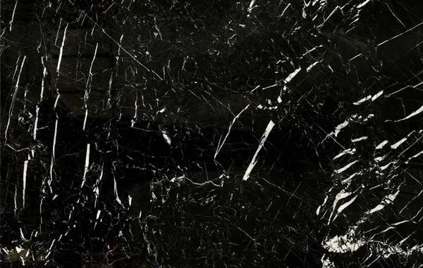 Zócalo de mármol Nero Marquina