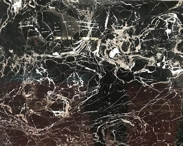 Mármol Black Rose · Biancone Scuro, losa negro natural